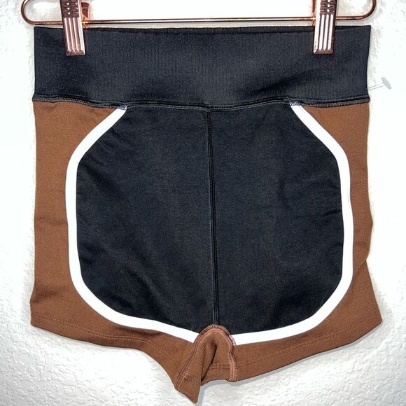 FP Movement There You Go Run Shorts - Picture 6 of 10